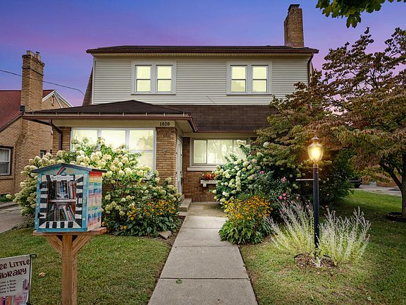 3rd image of 1020 5th St NW