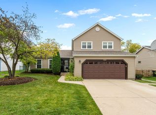 1085 John Dr, Hoffman Estates, IL 60169
