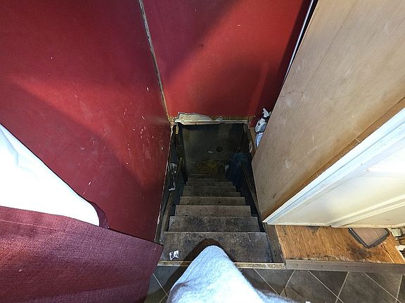 2nd image of 305 E Wilson St