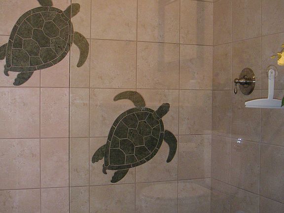 3rd image of 100 Hauoli St APT 102