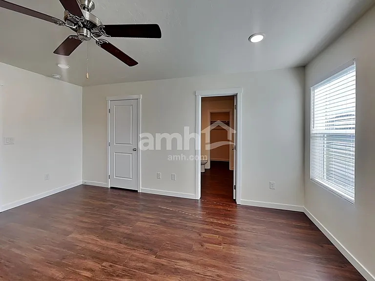 1496 N Garnet Creek Ave — Photo 9