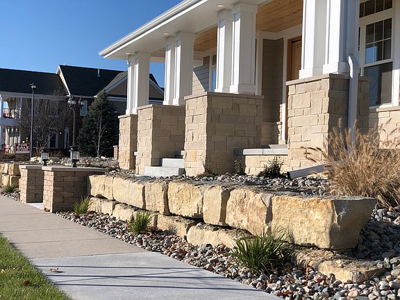 3rd image of 584 Blue Sage Blvd