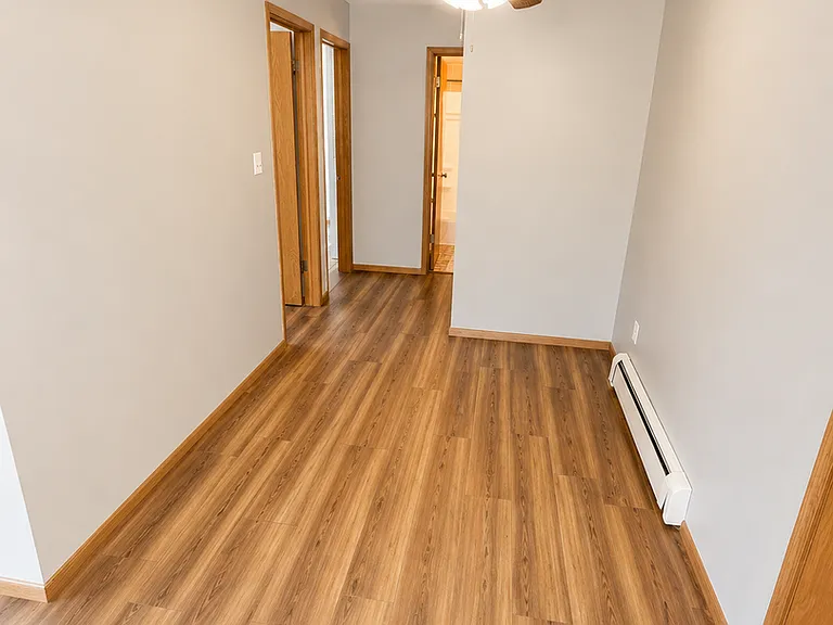604 N Black River St — Photo 18