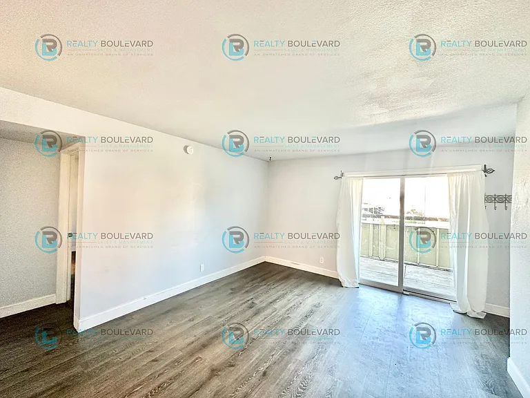 7680 Bluestone Dr #383 — Photo 18
