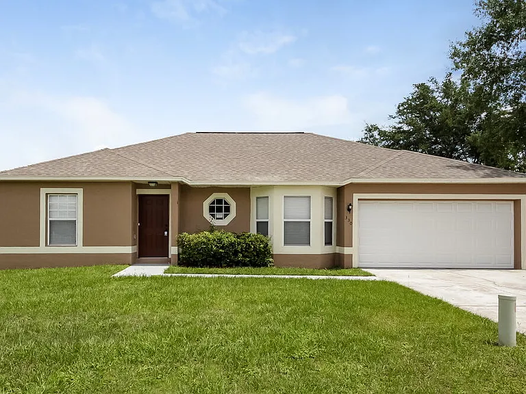 330 Medina Ct — Photo 1