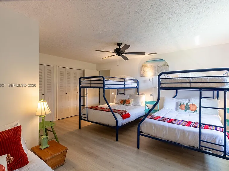 3118 Tanglewylde Ave — Photo 9