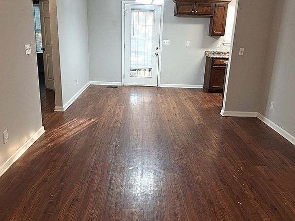 5th image of 2043 Leota St