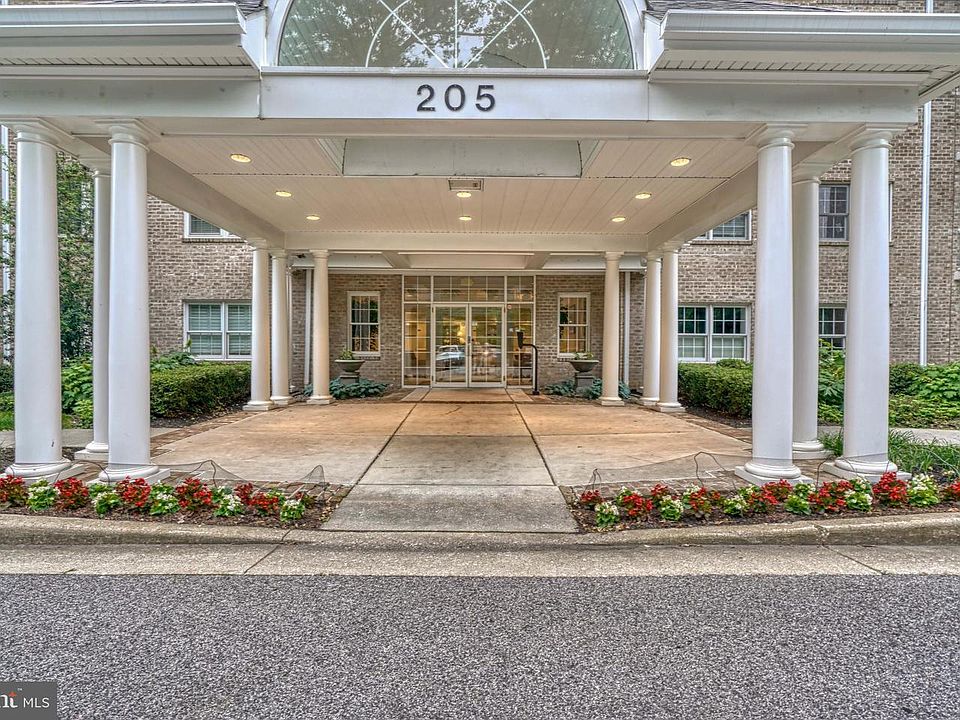 1st image of 205 Belmont Forest Ct Unit 103