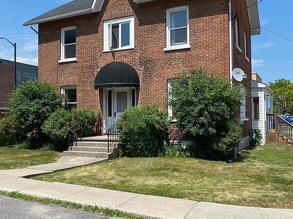 2nd image of 75 Robert St