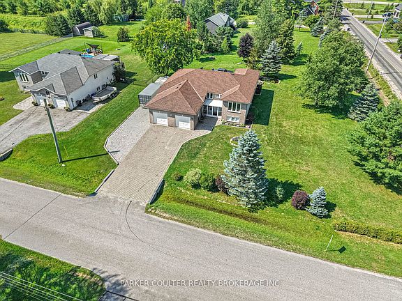 3rd image of 2 Marni Ln