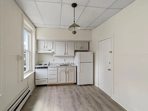 4th image of 1216 Linwood Ave #1