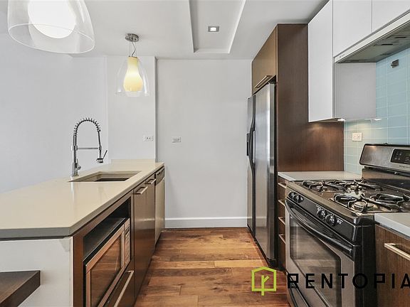 3rd image of 217 51st Ave APT 521