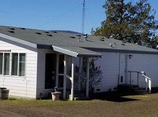 9701 Ager Beswick Rd, Montague, CA 96064