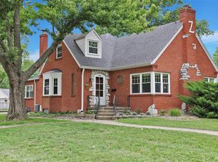 1701 Lindenthal Ave, Highland, IL 62249