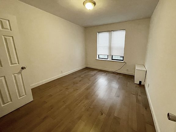 5th image of 32-86 35th St Unit 102