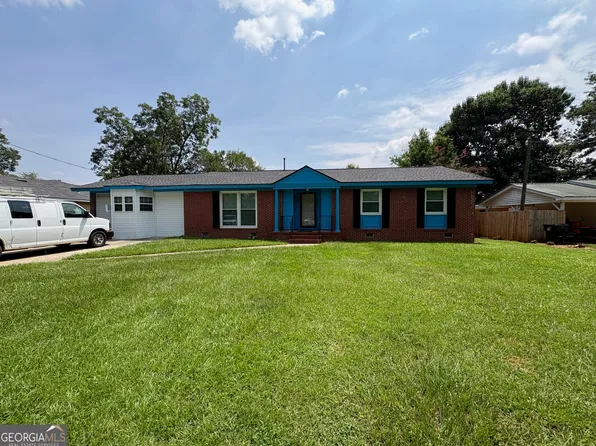 94 Harris Dr, Fort Valley, GA 31030