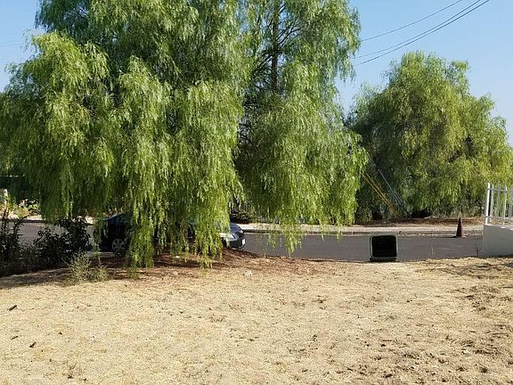 3rd image of 21480 Iglesia Dr