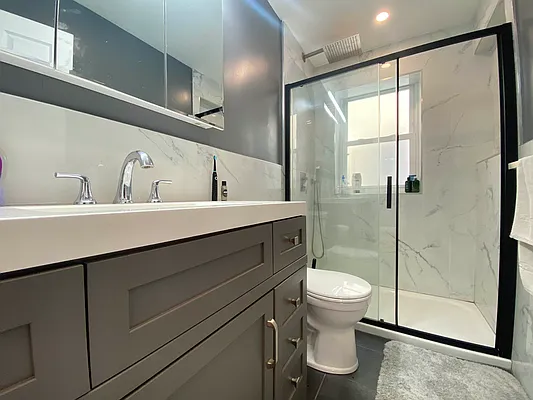 Rented by NY Space Finders Inc. | media 11