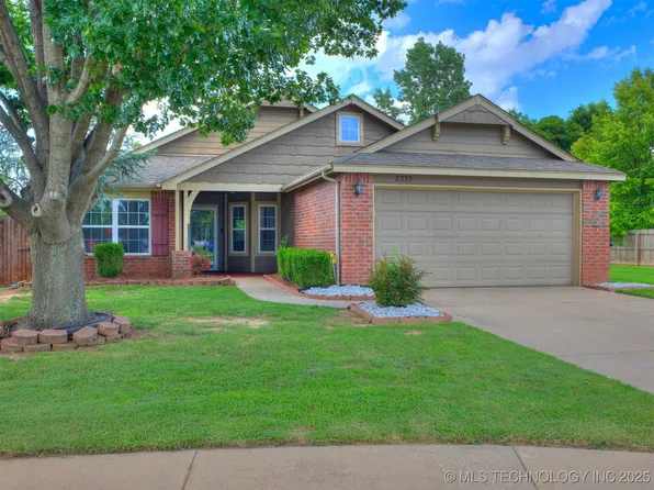 8333 E 160th St S, Bixby, OK 74008