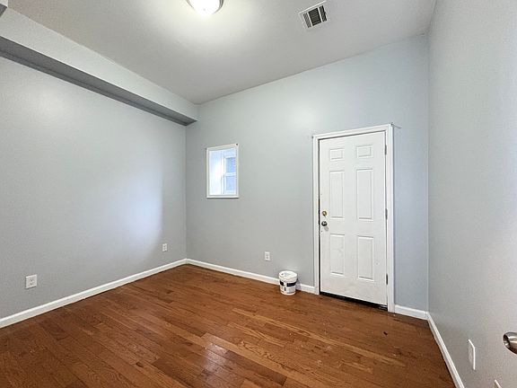 4th image of 144 Ripley Pl APT 1