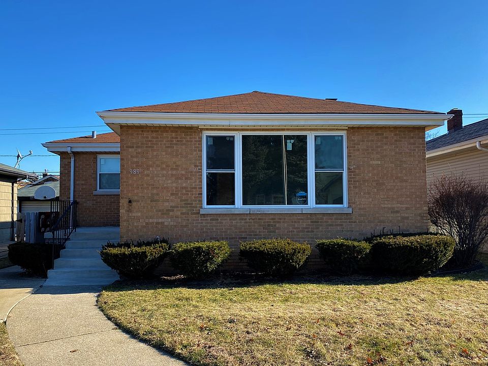 1st image of 989 Wentworth Ave