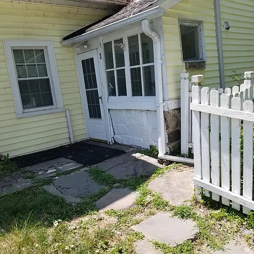 572 Union Ave #3 Photo 1