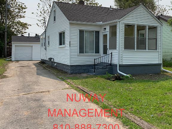 2nd image of 3291 Glengary St