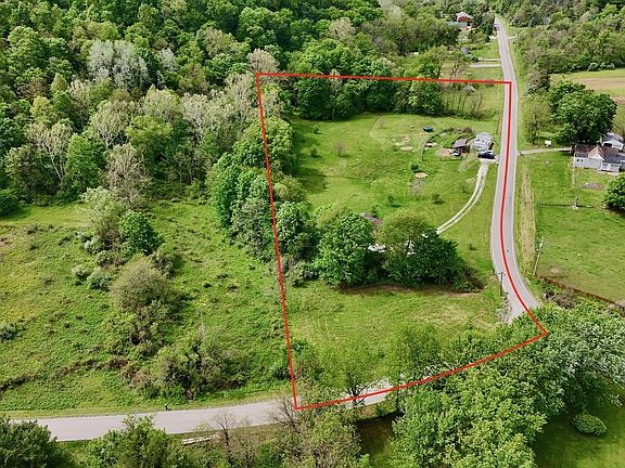 3rd image of 19460 Goat Run Honey Fork Rd
