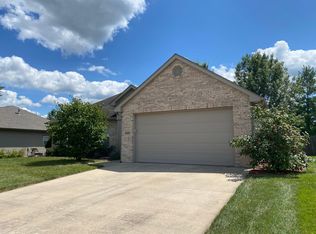 4806 Marble Cedars Dr, Columbia, MO 65203
