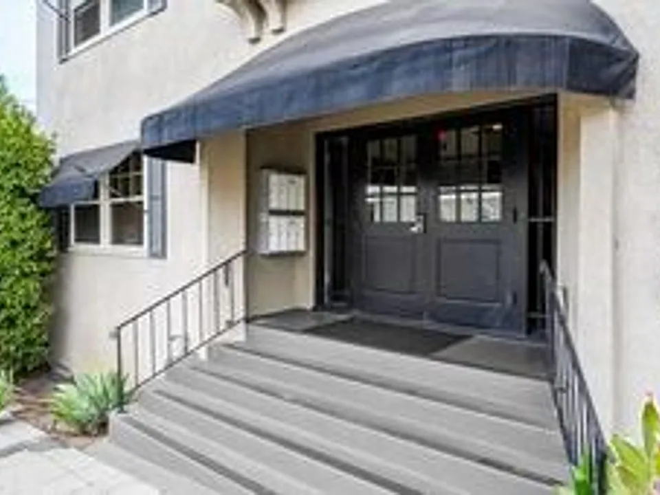 Melrose Apartments - Charming & Historic in the heart of Banker's Hill