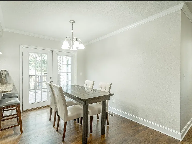 4800 Maryland Dr — Photo 11
