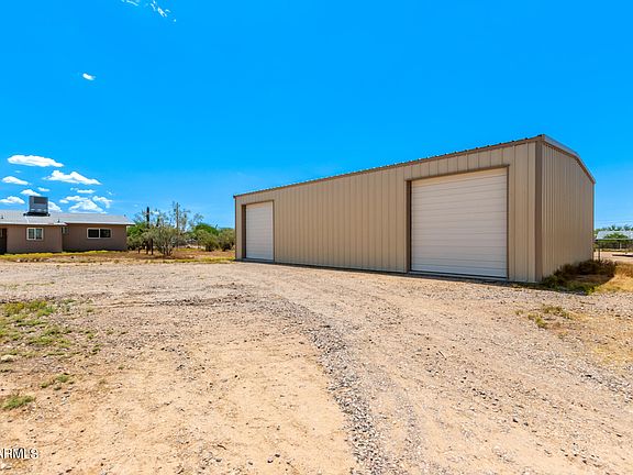 5th image of 814 N 103RD Street