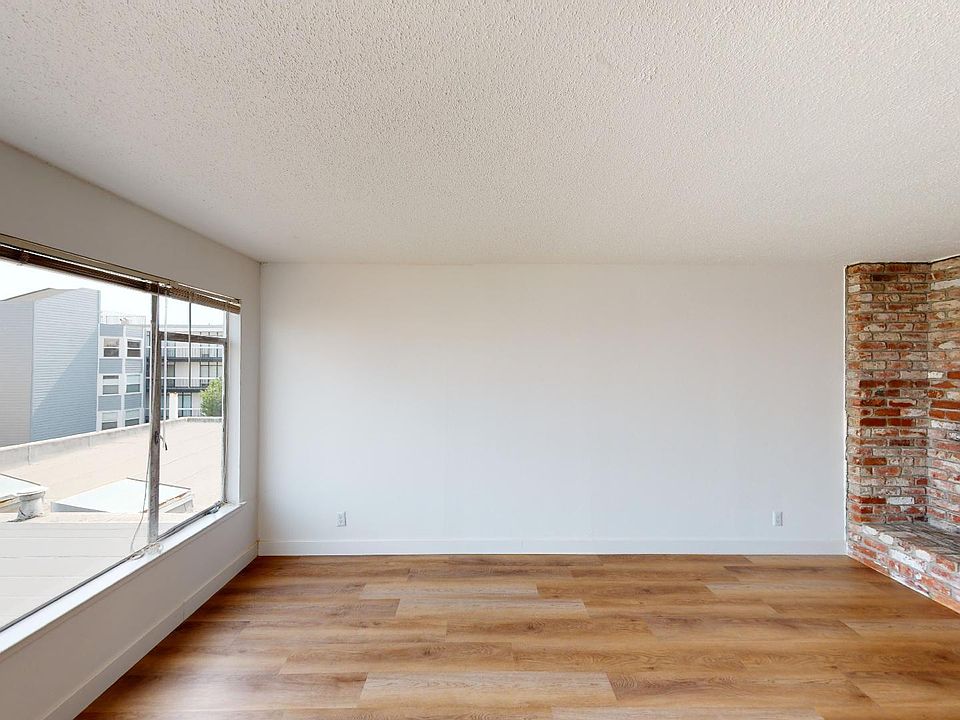 Living room with fireplace