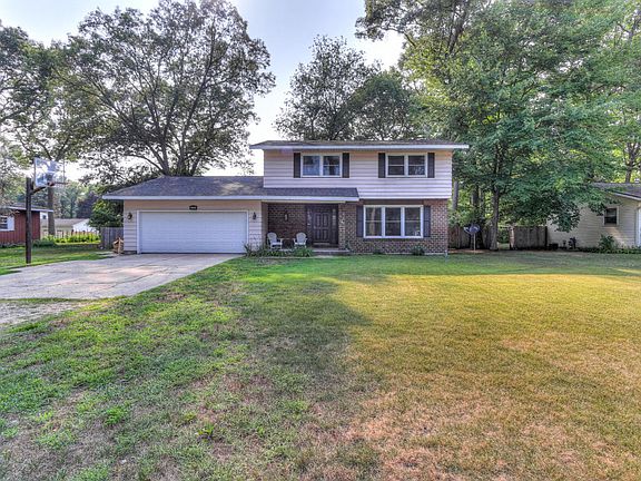 3rd image of 1045 Lancelot Dr