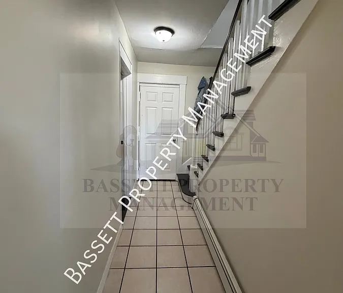 2 Homestead Ave — Photo 8
