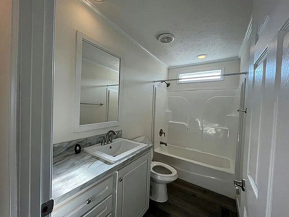 5th image of 239 Sable Dr #239