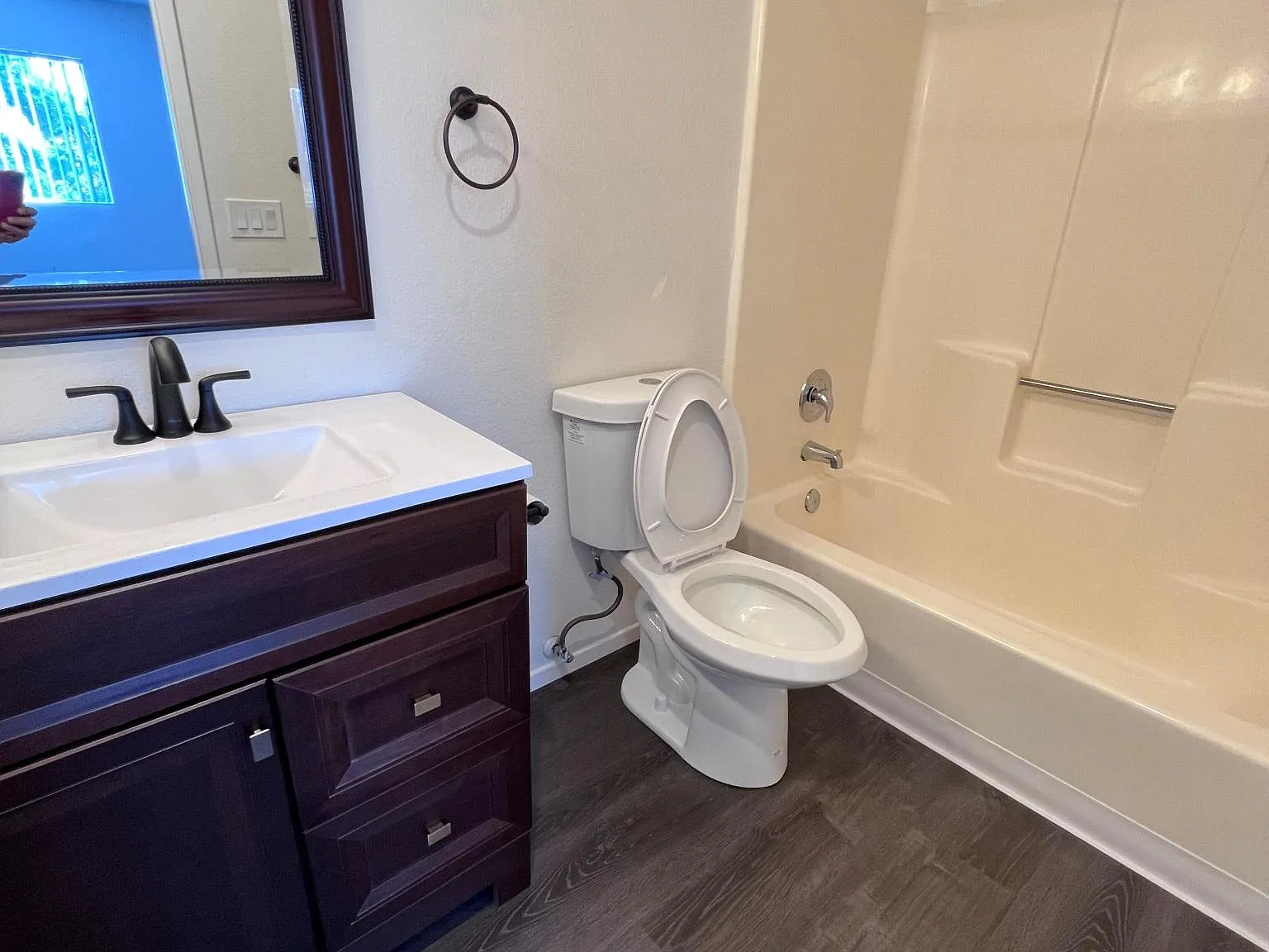 2 bed, 2.5 bath, 1104 sqft, $2,850 — Photo 3