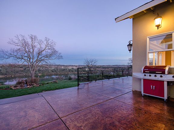 Patio/View