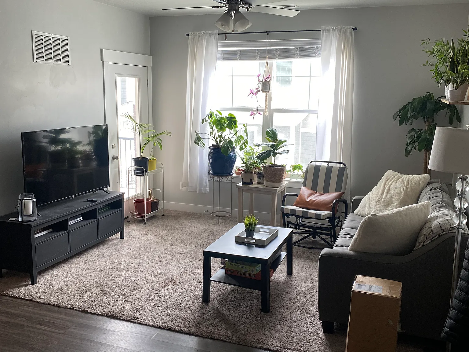 3 bed, 1200 sqft, $500 — Photo 3