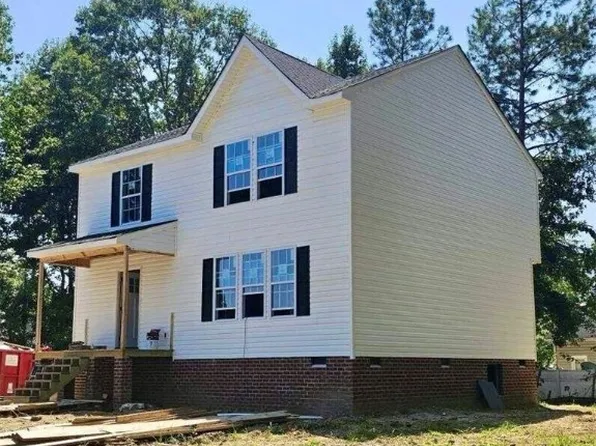 715 Cressfield Dr, West Point, VA 23181