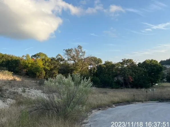 3538 Shoreline Dr, Harker Heights, TX 76548