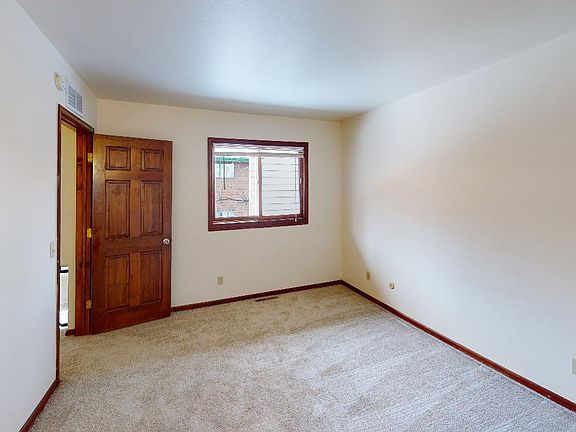 2nd image of 636 Arapahoe Ave #8