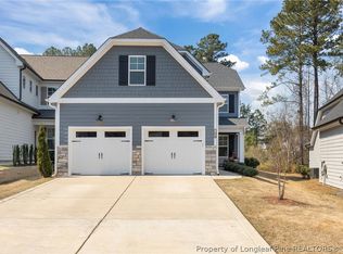 134 Spruce Hollow Cir, Spring Lake, NC 28390