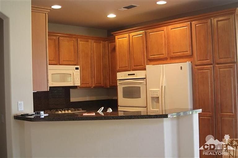 2nd image of 80440 Avenida Santa Belinda