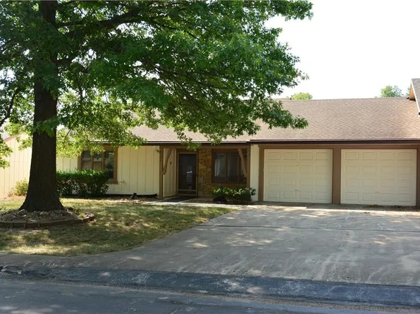 8307 E 189th Ter, Belton, MO 64012