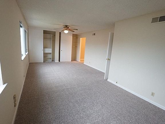 2nd image of 1330 Cabrillo Ave