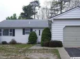 26 Lismore Dr, Toms River, NJ 08757