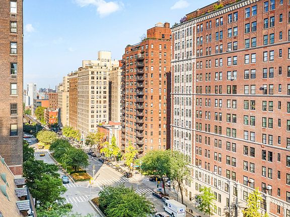 3rd image of 1172 Park Ave #9A