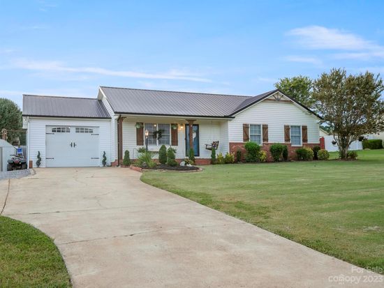 111 Jt Dr, Shelby, NC 28150
