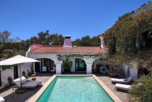 4 bed, 6.0 bath, $38,000 — Photo 2